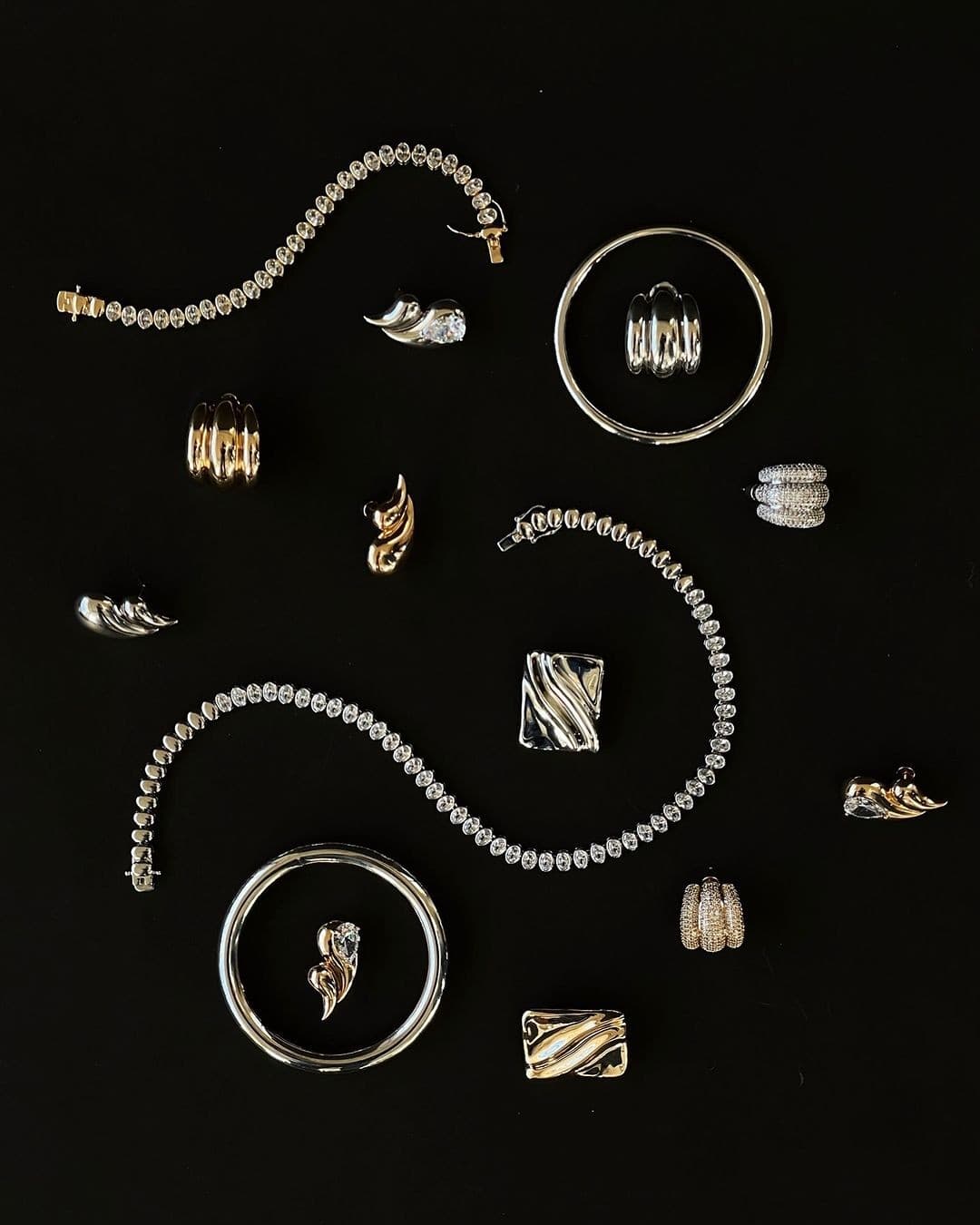 woman’s accessories 